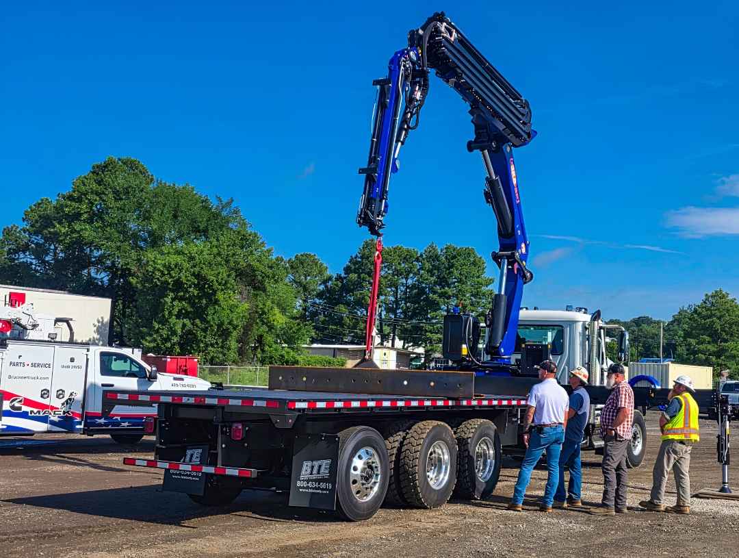 WW Builders Adds Tadano Knuckle Boom Crane