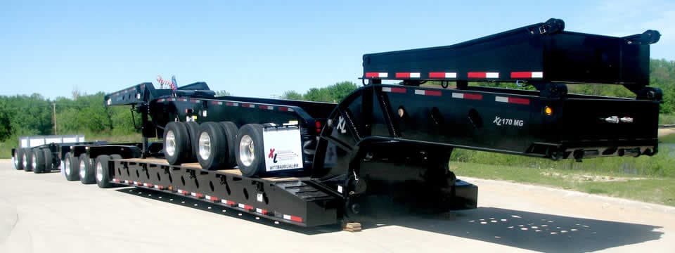XL Specialized Introduces Lightweight 13-Axle Trailer