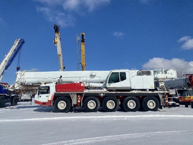 Crane