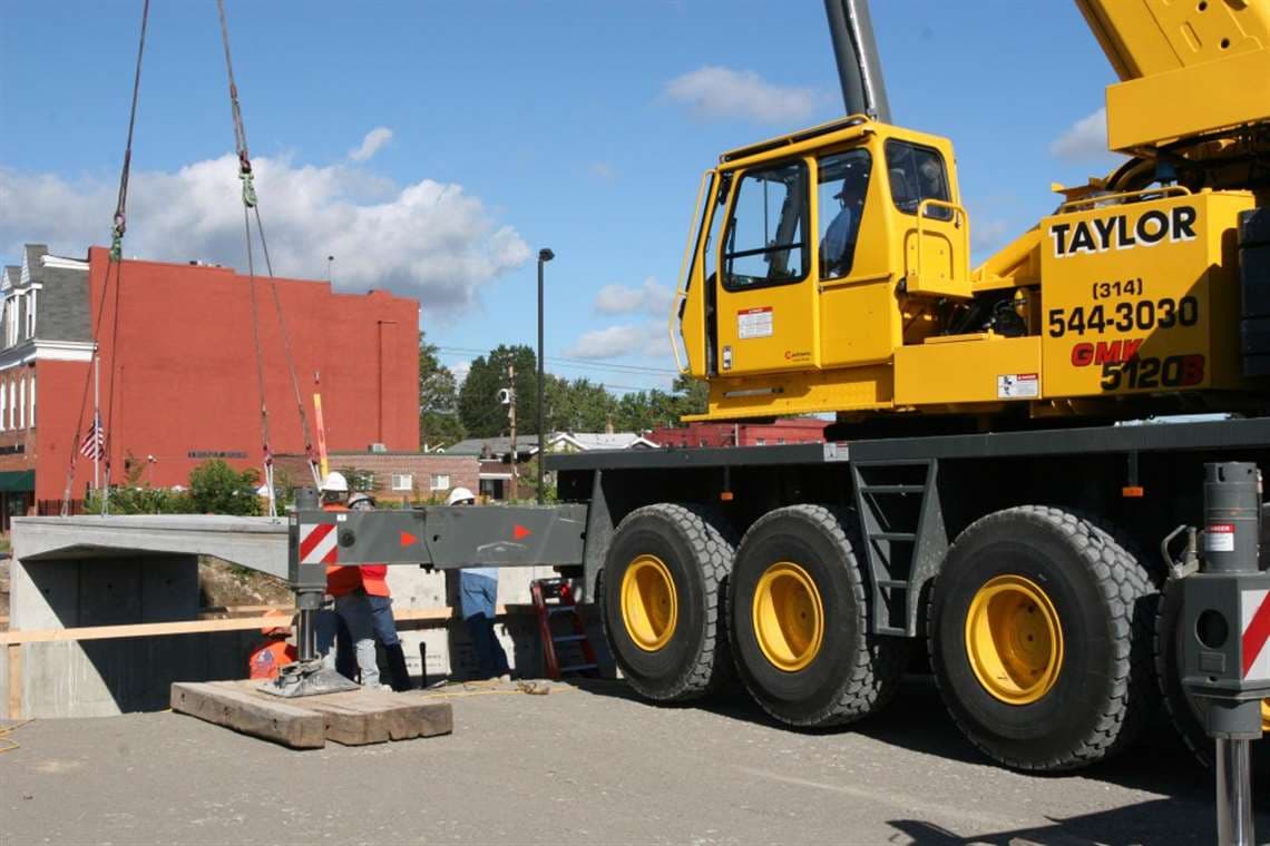 Barnhart to Buy Taylor Crane Rental