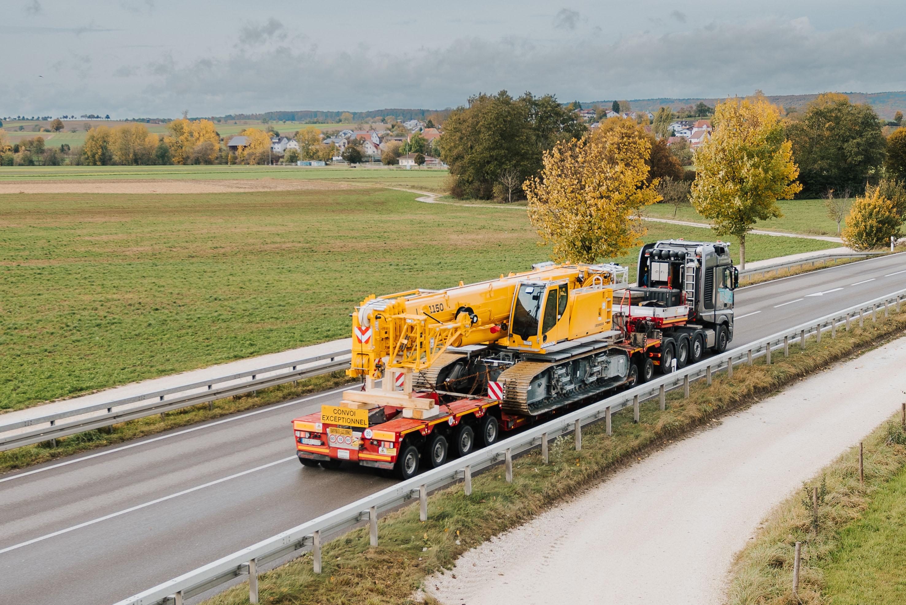 Liebherr’s New Teleboom Crawler Crane Lifts 170 U.S. Tons