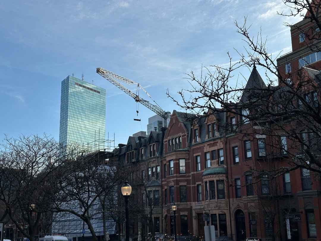 Potain Electric Crane Supports Tight-Site Steel Erection in Boston