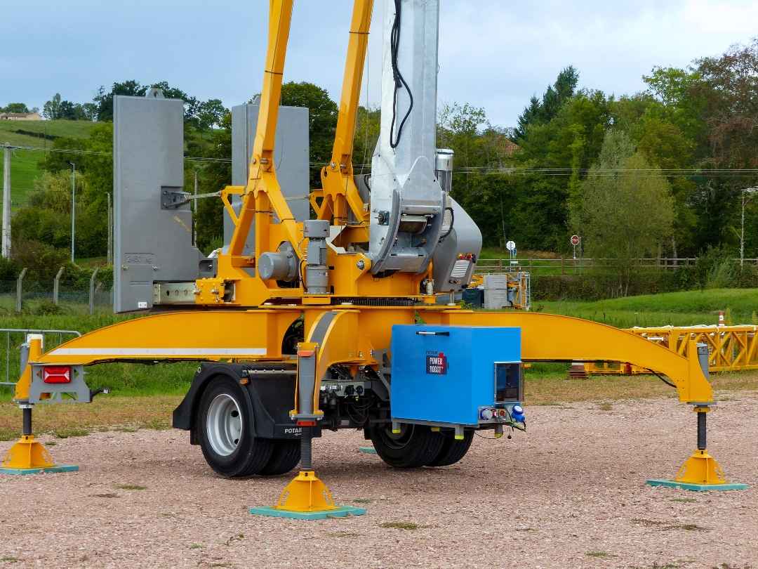 Potain Introduces PowerBoost Battery System for Self-Erecting Cranes