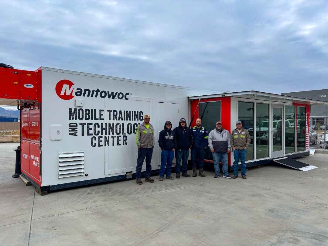 Manitowoc Debuts Mobile Crane Training Center