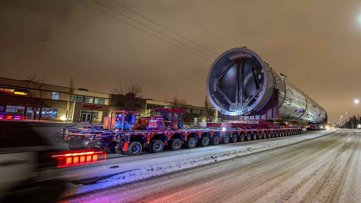Mammoet Moves Largest Load Ever on an Alberta Highway